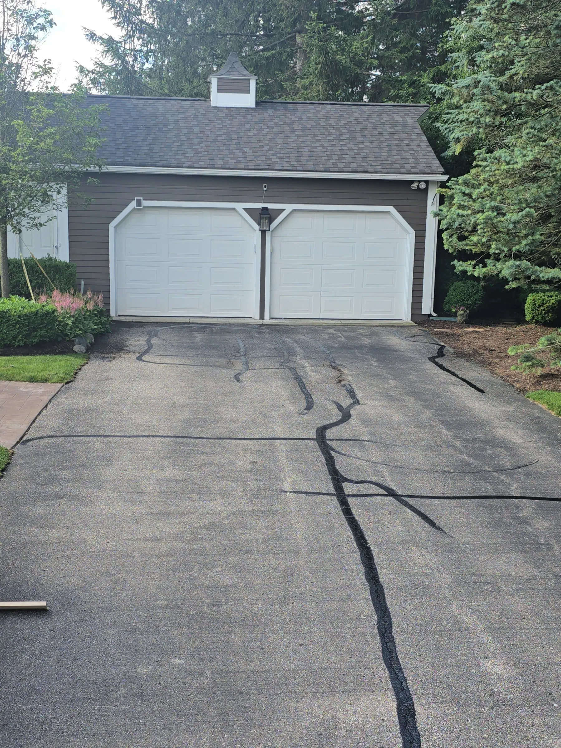 Driveway Crack Filling